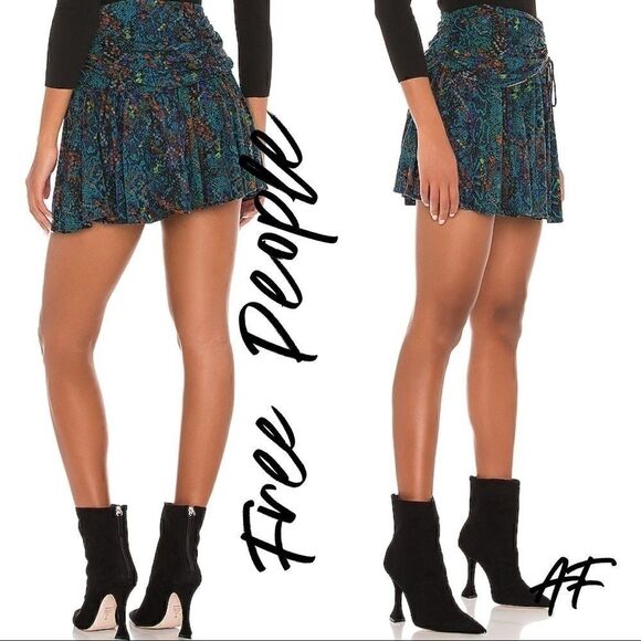 FREE PEOPLE SATURDAY SUN MINI SKIRT - Picture 4 of 15